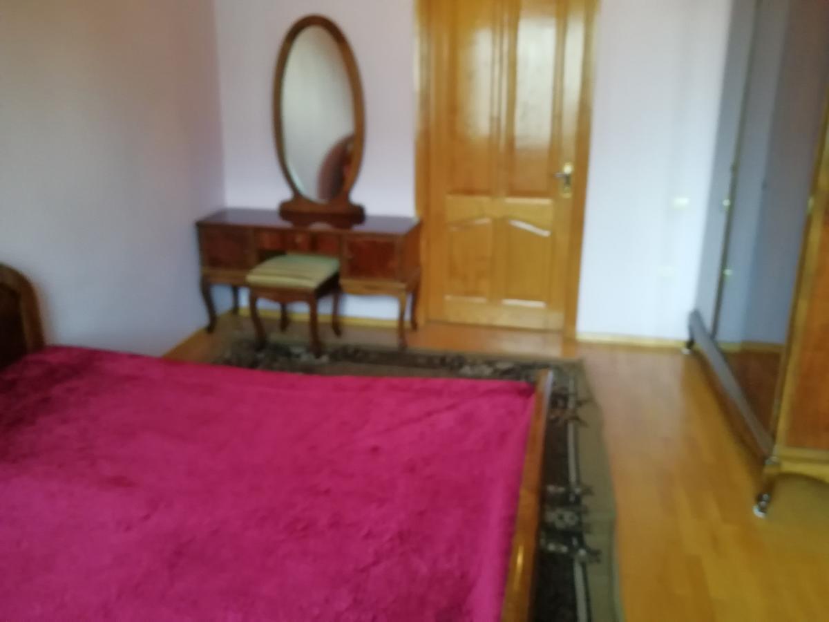 Apartment Georgy Batumi Esterno foto
