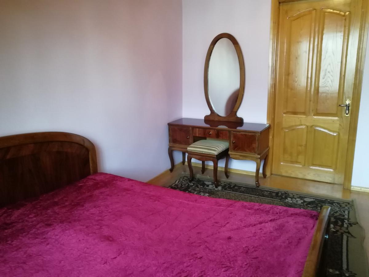 Apartment Georgy Batumi Esterno foto
