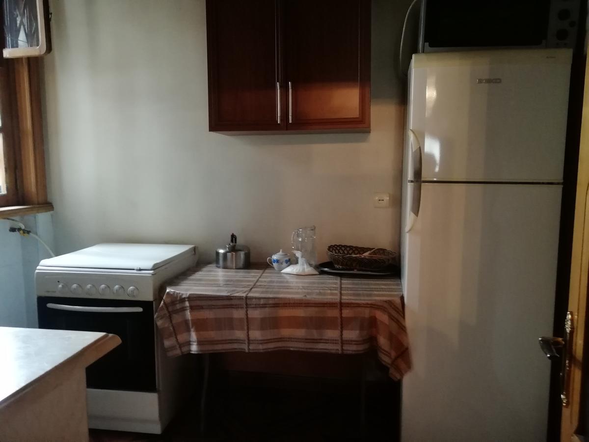 Apartment Georgy Batumi Esterno foto