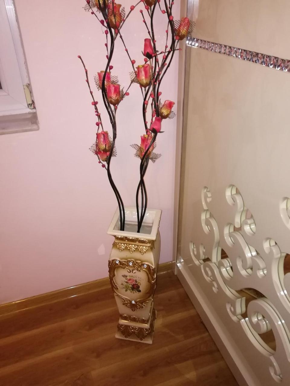 Apartment Georgy Batumi Esterno foto